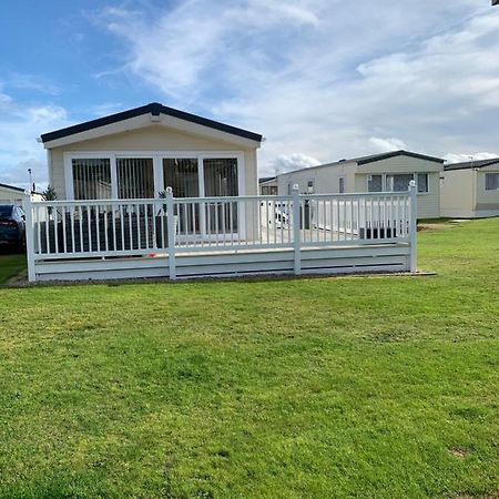 Aurora Luxury Beach Lodge Lossiemouth Exterior foto