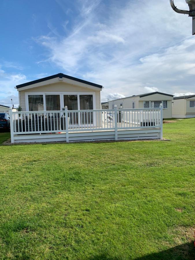 Aurora Luxury Beach Lodge Lossiemouth Exterior foto